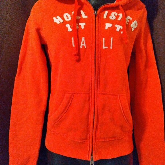 Hollister Sweater - Picture 1 of 4